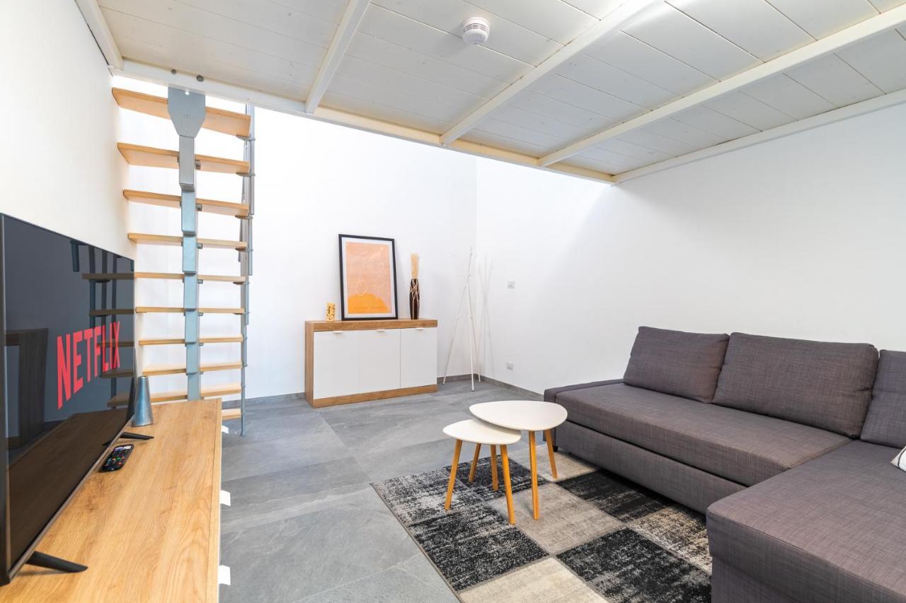 Exclusive Loft Crocetta - Free Private Parking & Wi-Fi - 5 Min To Metro Nizza - Ac Villa Torino Kültér fotó